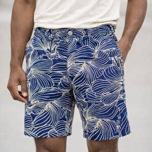 Goodfellow Navy and Cream Graphic Stretch Shorts 28 waist NWT